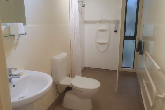 Standard 2-Bedroom Unit bathroom